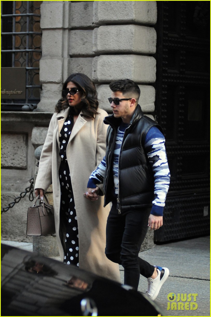 Nick Jonas & Priyanka Chopra Enjoy Valentine's Day Lunch in Milan