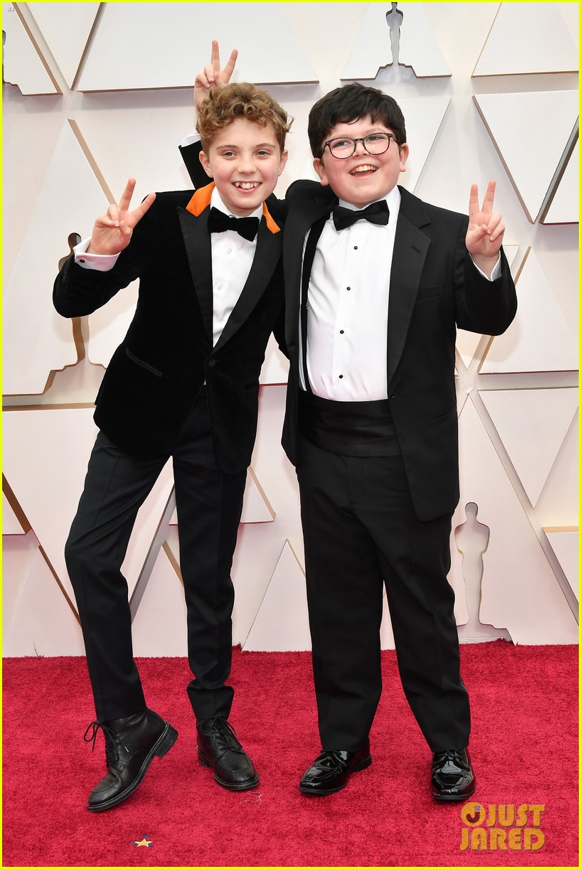 Jojo Rabbit's Roman Griffin Davis & Archie Yates Have the Best Time at Oscars 2020