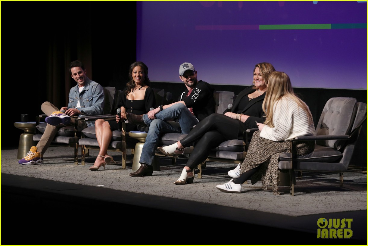 'Roswell, New Mexico' Star Nathan Parsons Says Max is 'Fully Dead' in Season 2