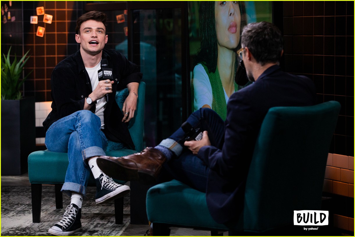 Thomas Doherty Shares Thoughts on Gender Reversal in 'High Fidelity'