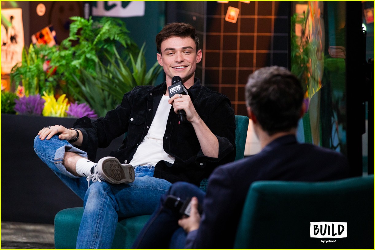 Thomas Doherty Shares Thoughts on Gender Reversal in 'High Fidelity'