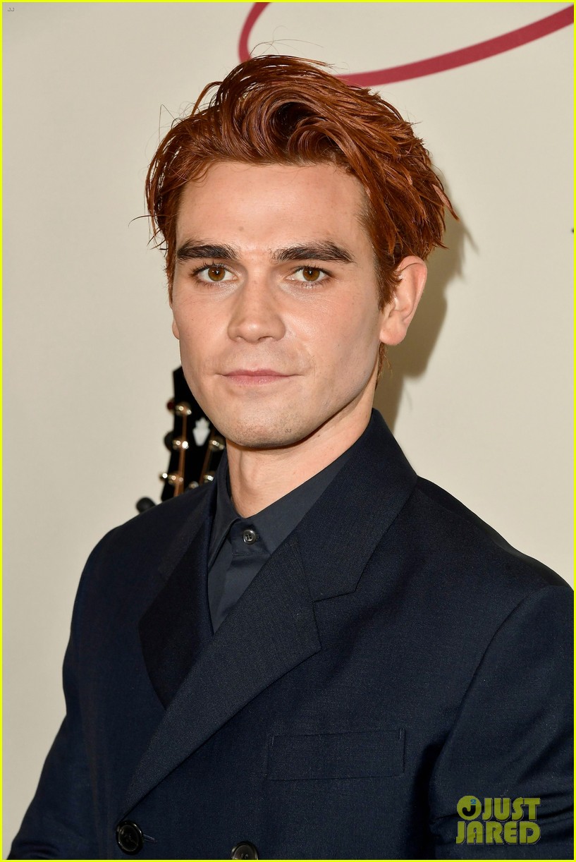 KJ Apa Gets a Lift from Charles Melton at 'I Still Believe' Premiere!
