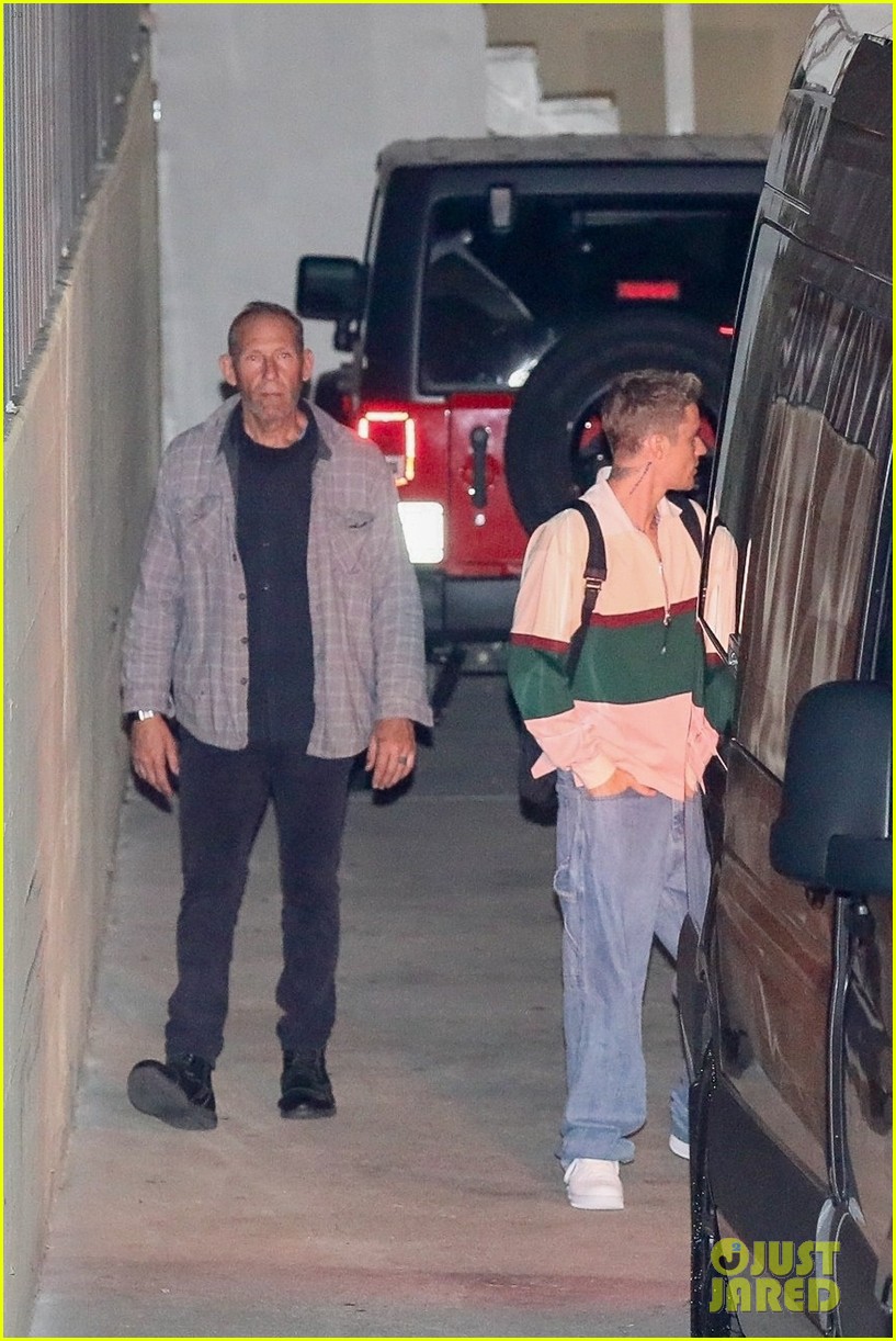 Justin Bieber & Wife Hailey Attend Their Weekly Church Service