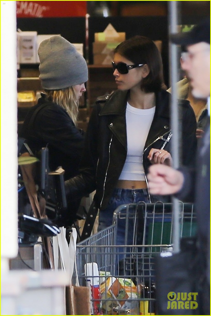 Cara Delevingne & Kaia Gerber Take a Break from Self-Quarantining to Buy Groceries