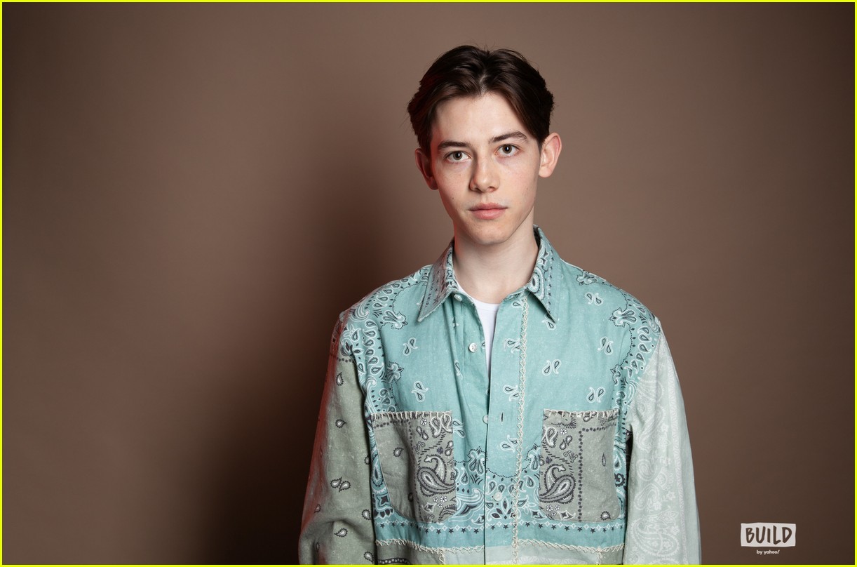Griffin Gluck Talks Filming 'Big Time Adolescence' & Working With Bailee Madison Again