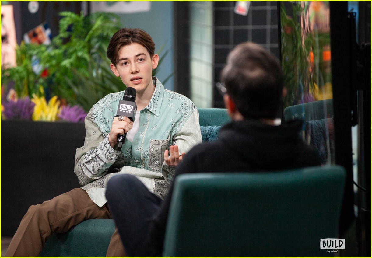 Griffin Gluck Talks Filming 'Big Time Adolescence' & Working With Bailee Madison Again