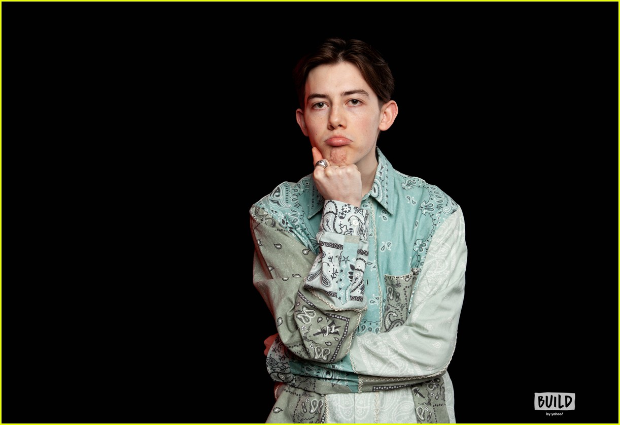 Griffin Gluck Talks Filming 'Big Time Adolescence' & Working With Bailee Madison Again