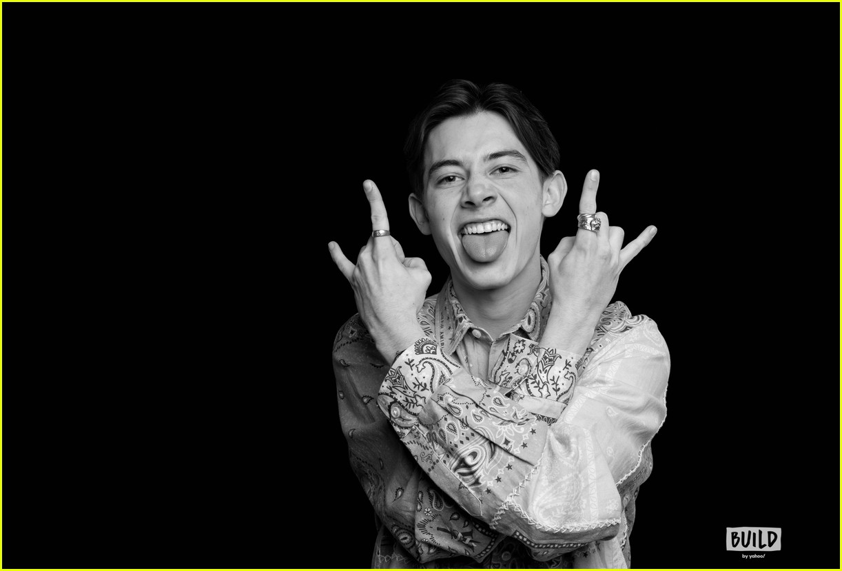 Griffin Gluck Talks Filming 'Big Time Adolescence' & Working With Bailee Madison Again