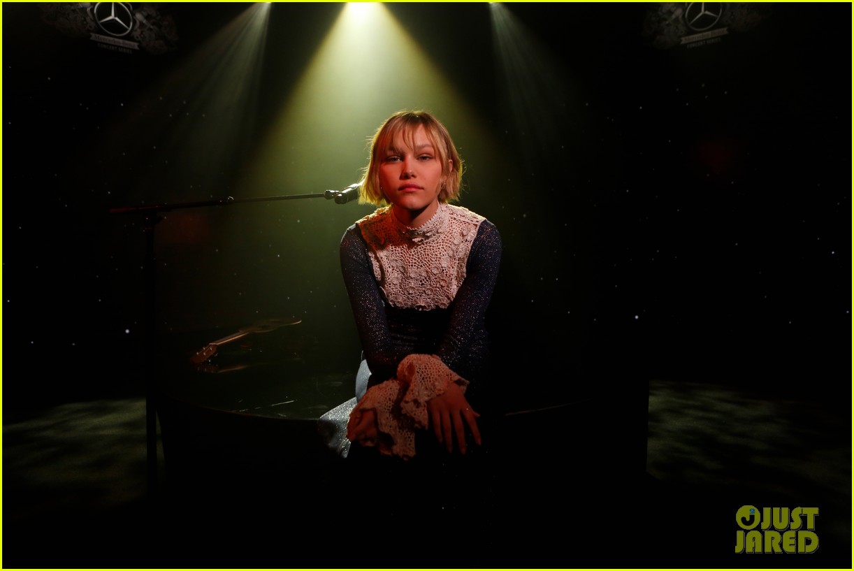 Grace VanderWaal Celebrates 'Stargirl' Release With 'Today & Tomorrow' Performance - Watch!