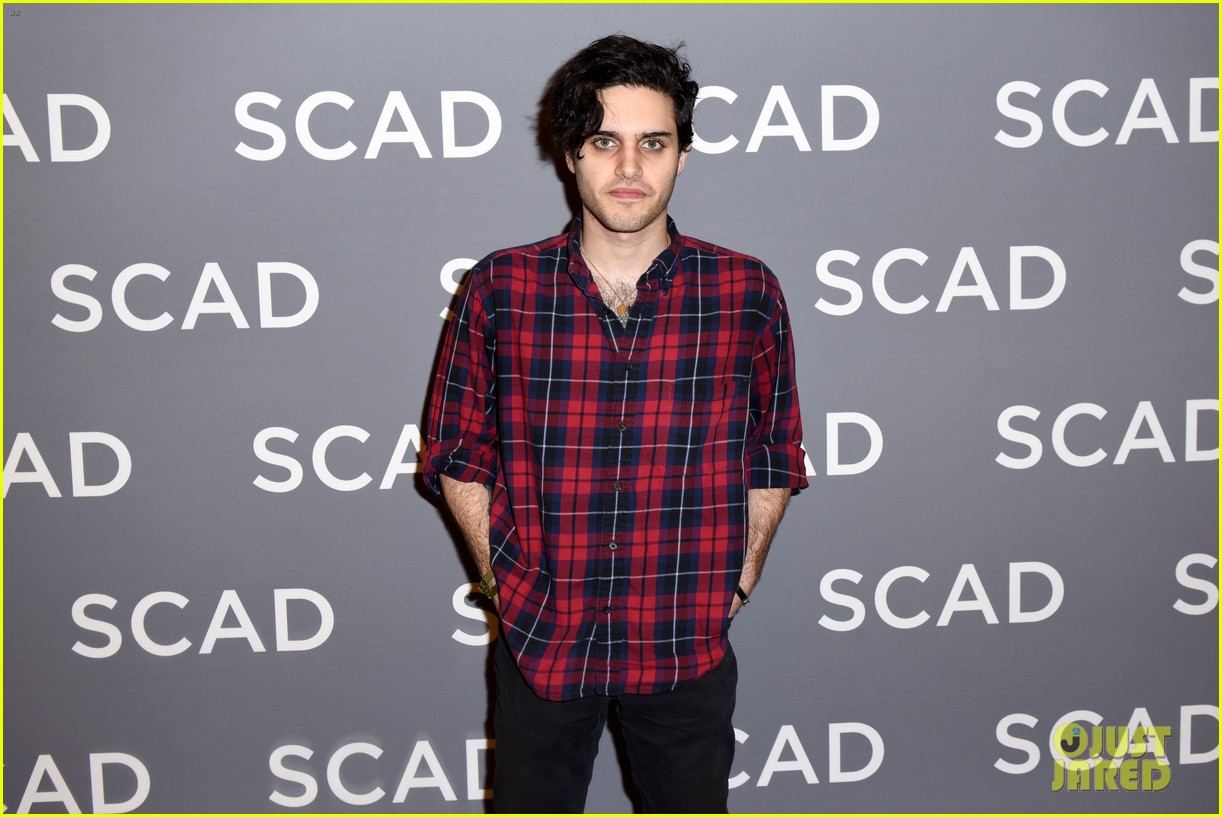 'Legacies' Creator Julie Plec Talks Upcoming Film Noir Episode at SCAD aTVfest 2020