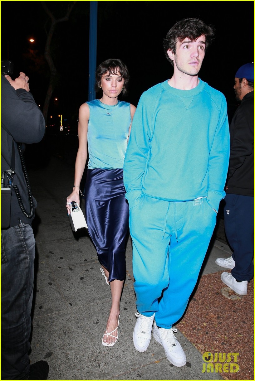 Madison Beer Celebrates Her 21st Birthday With David Dobrik, Maddie Ziegler & More!