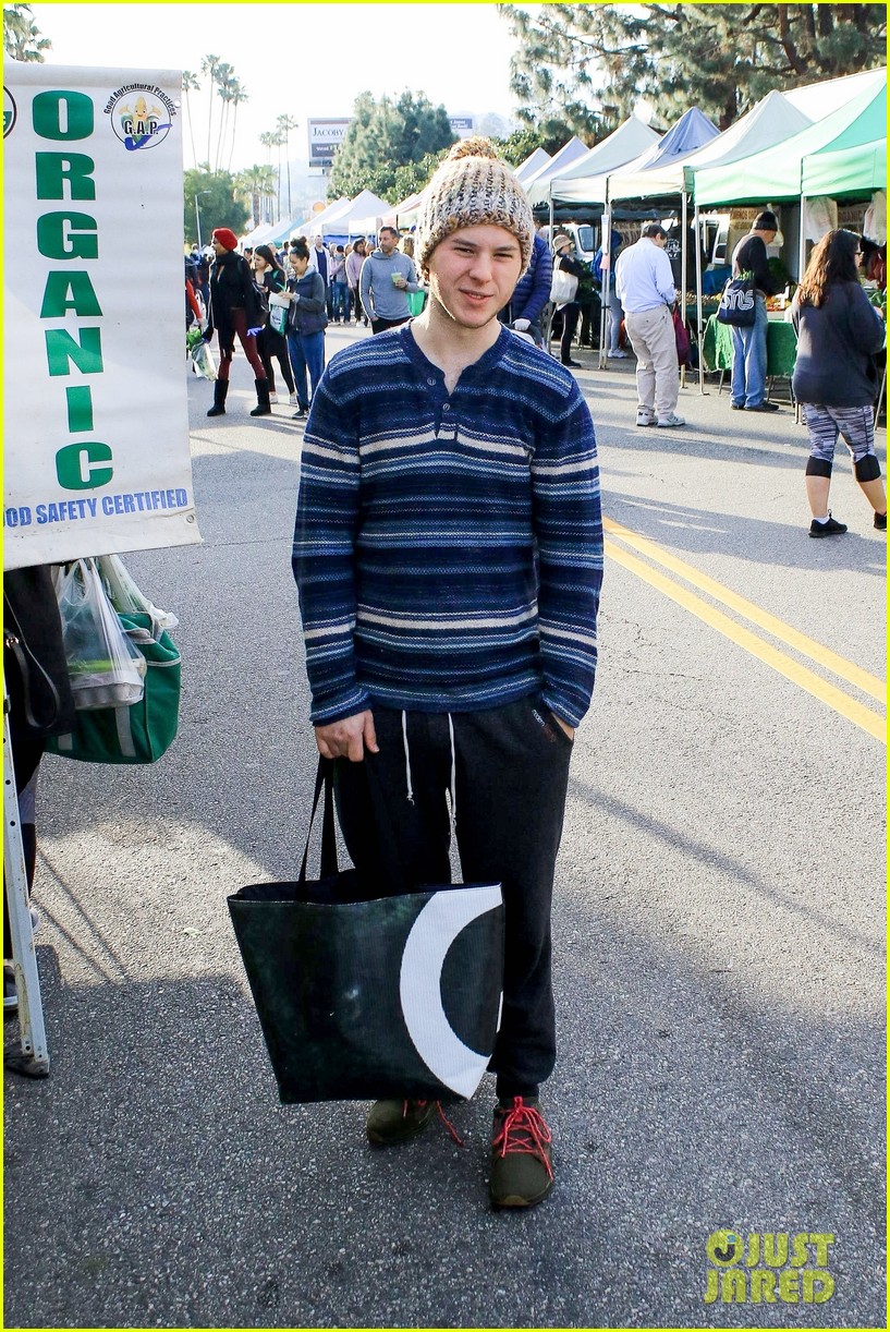 Nolan Gould Stocks Up at the Famers Market