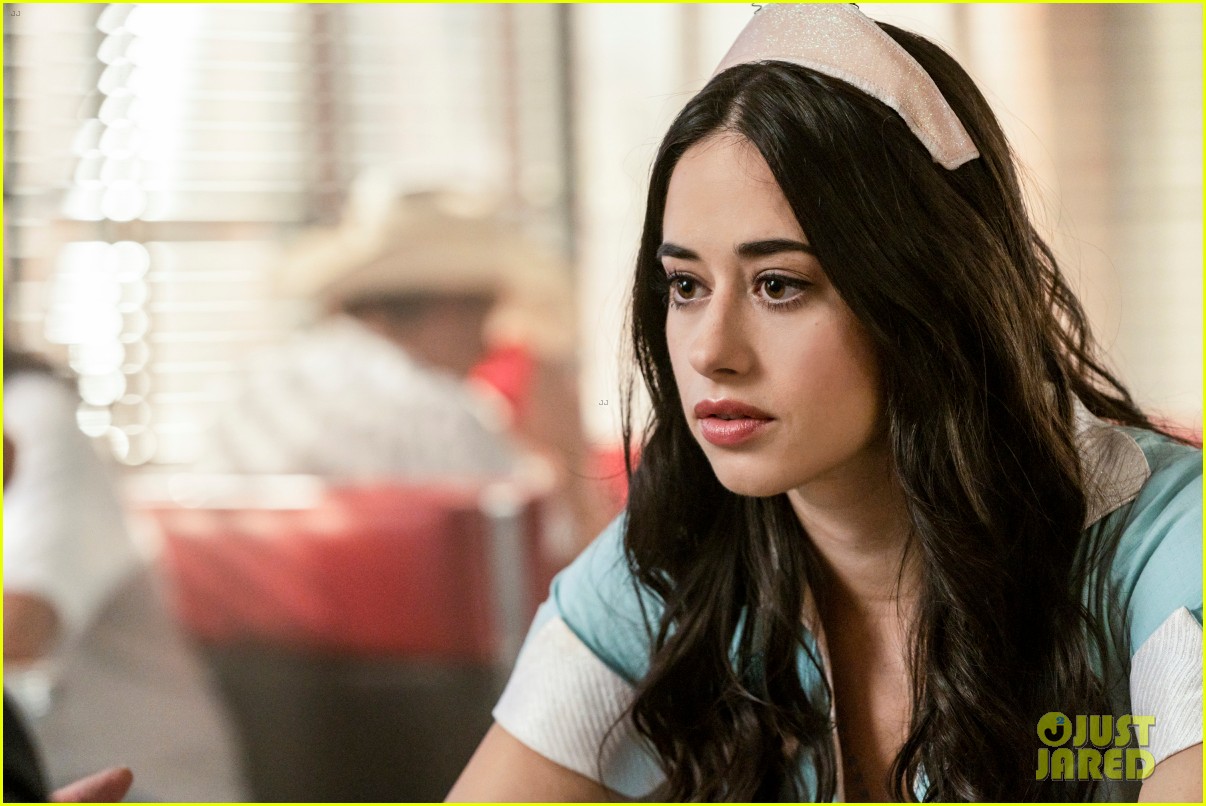 'Roswell, New Mexico' Returns For Season 2 Tonight!