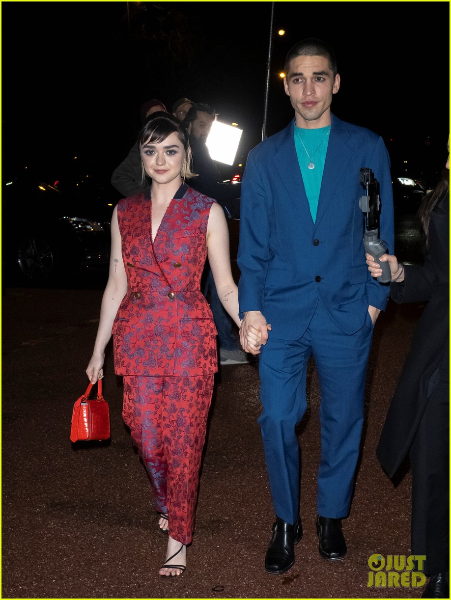 Maisie Williams & Boyfriend Reuben Selby Sit Front Row at Thom Browne Fashion Show!