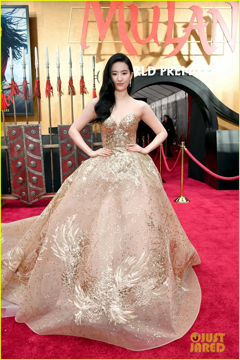 Mulan's Yifei Liu Looks Like a True Disney Princess at L.A. Premiere!