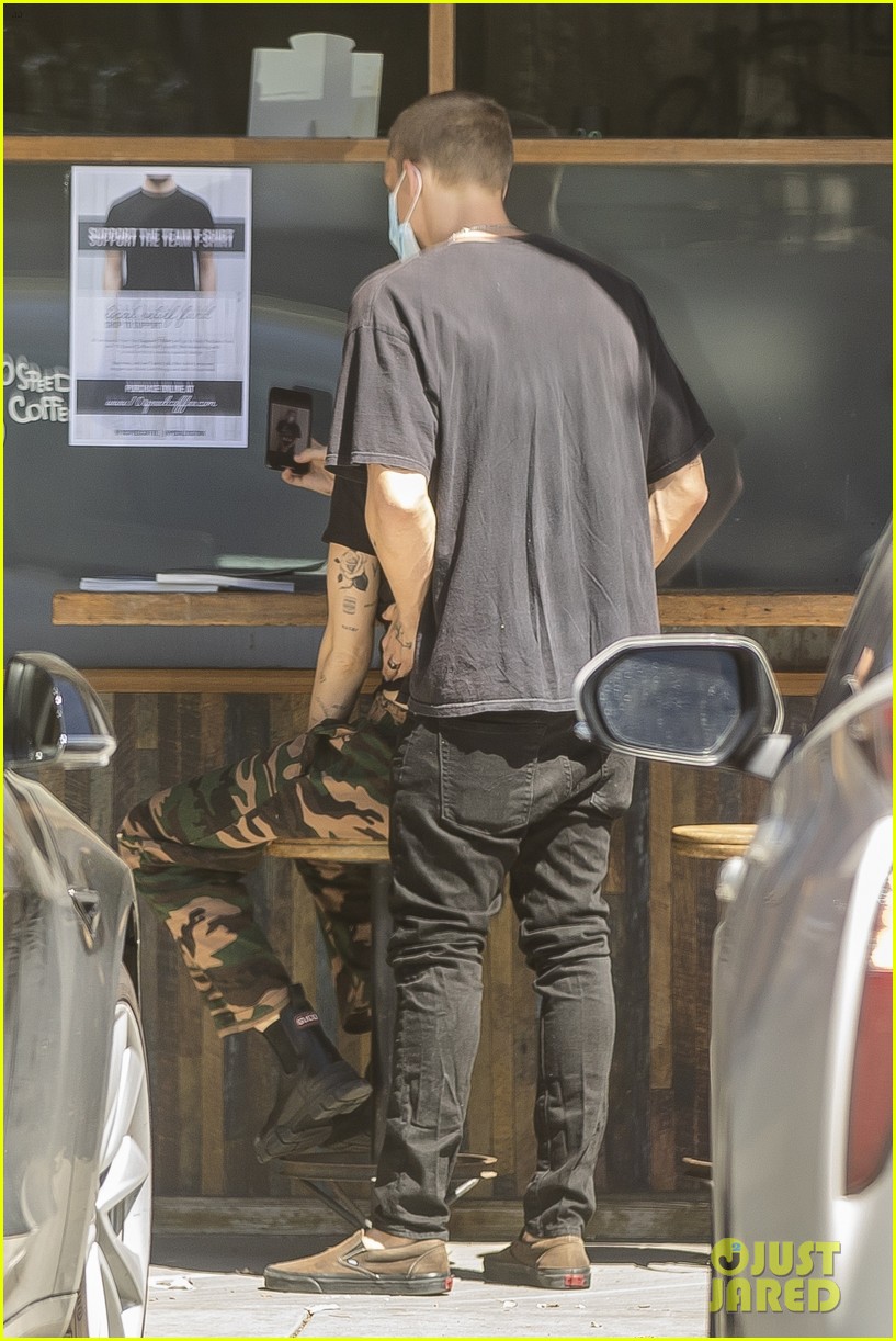 Miley Cyrus Wears a Gucci Face Mask for an Outing with Cody Simpson