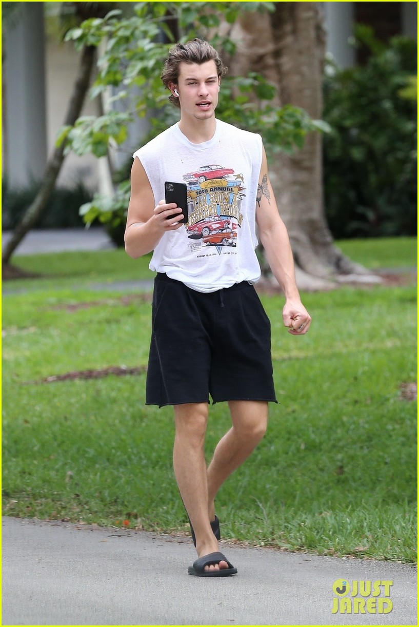 Shawn Mendes Steps Out After Hitting a Big Milestone on YouTube