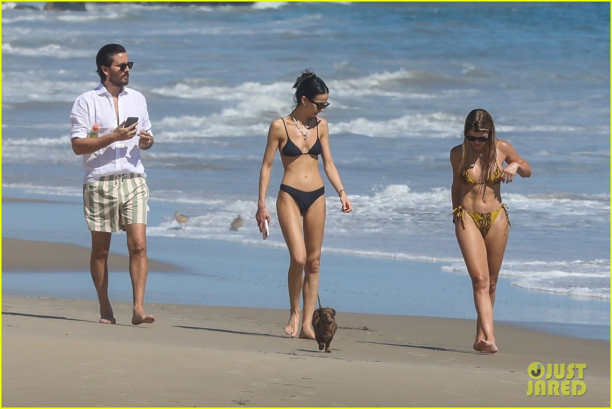 Sofia Richie Joins Boyfriend Scott Disick for a Beach Stroll
