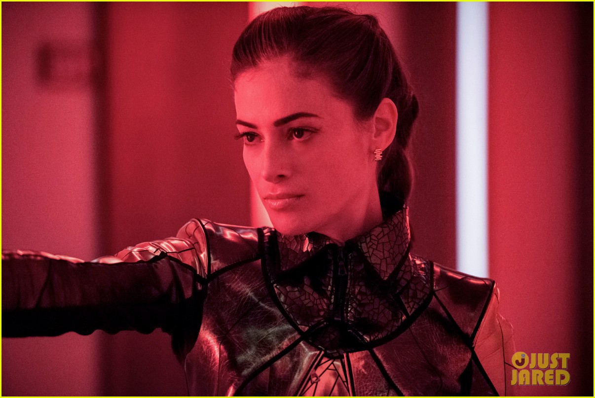 Candice Patton Says The 'Flash' Season Finale Is 'Bittersweet'