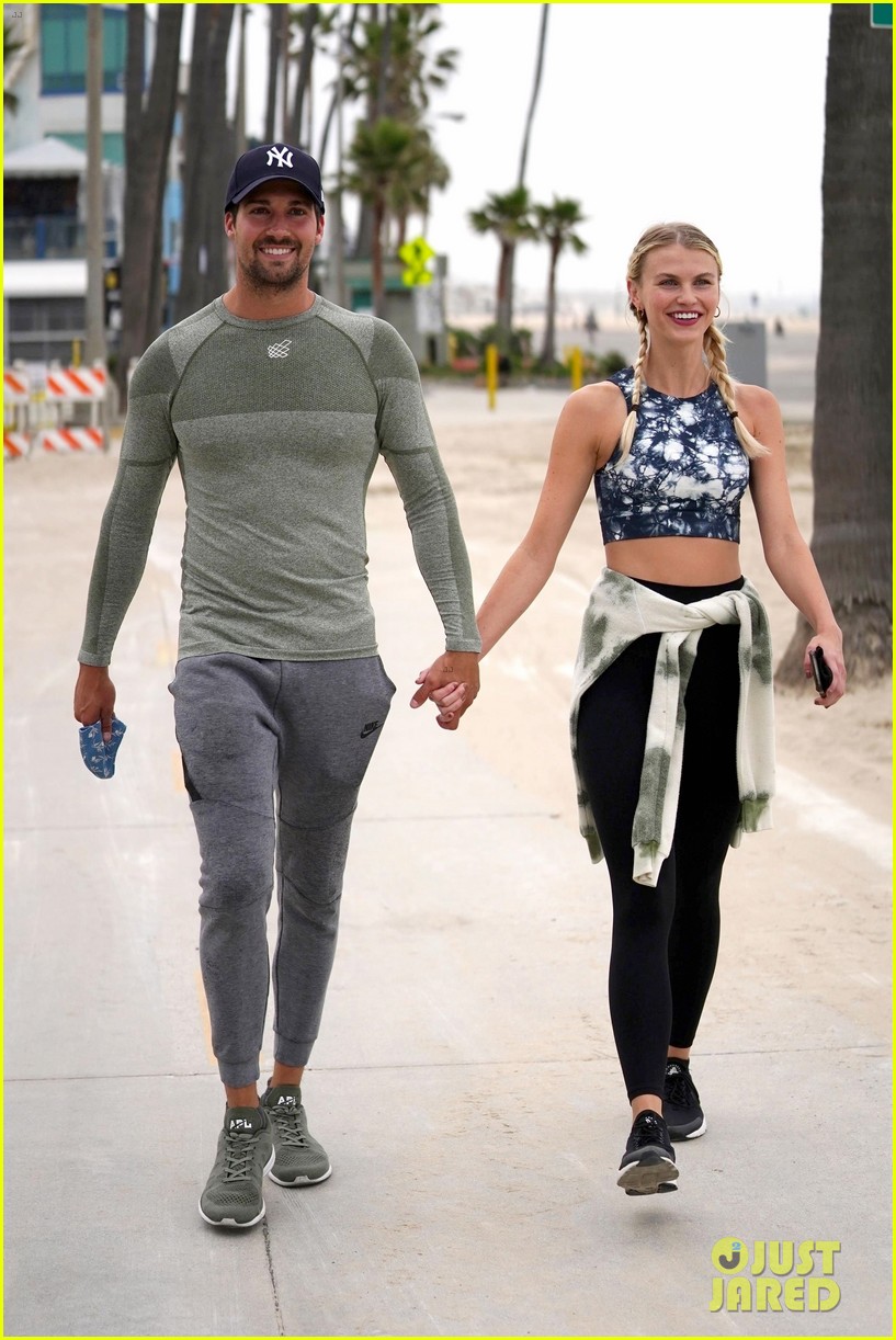 James Maslow & Girlfriend Caitlin Spears Look So Cute Together at the Boardwalk!