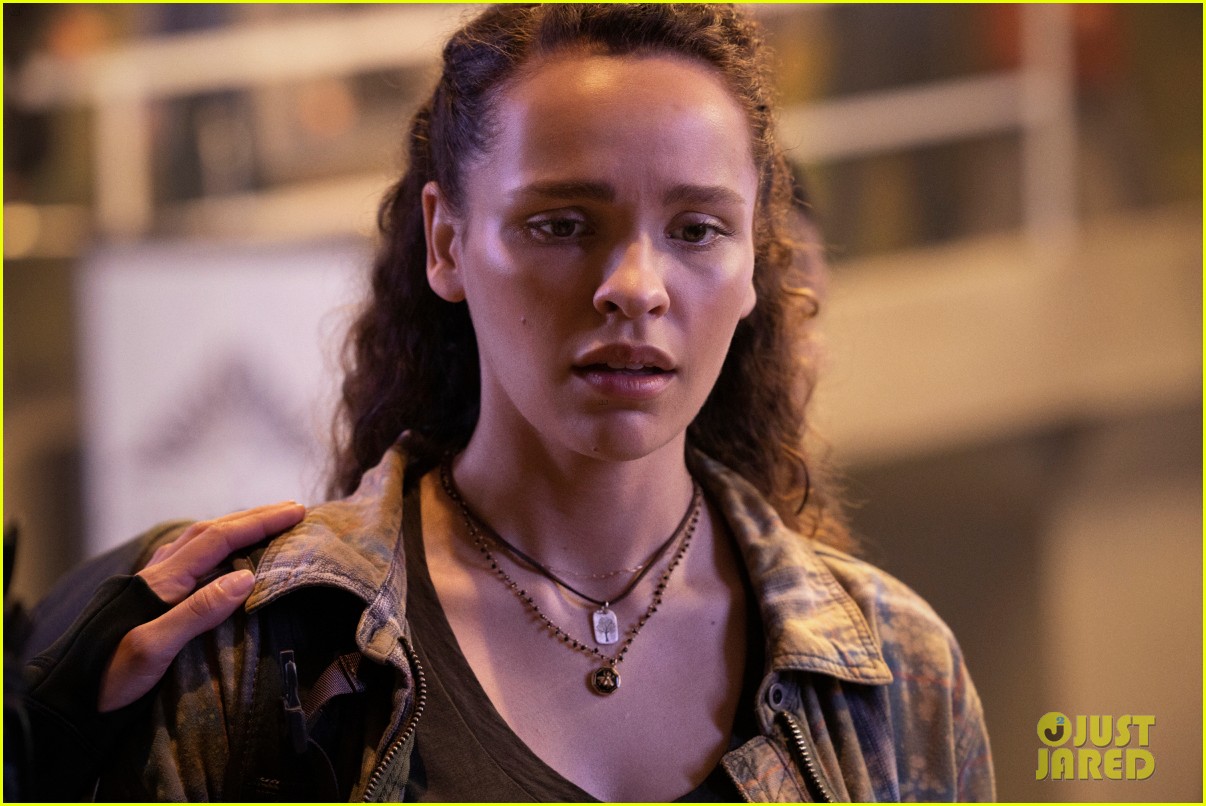 'The 100' Goes Back In Time For Prequel Backdoor Pilot Airing Tonight!