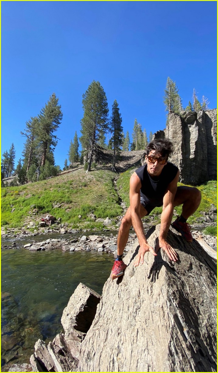 See More Photos from Joey King & Taylor Zakhar Perez's Vacation!
