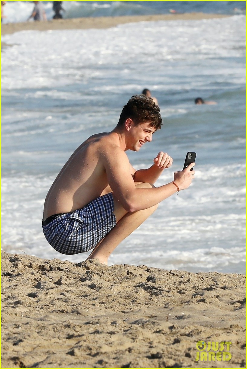TikTok's Olivia Ponton Hits the Beach with Harry Jowsey - See the Photos!