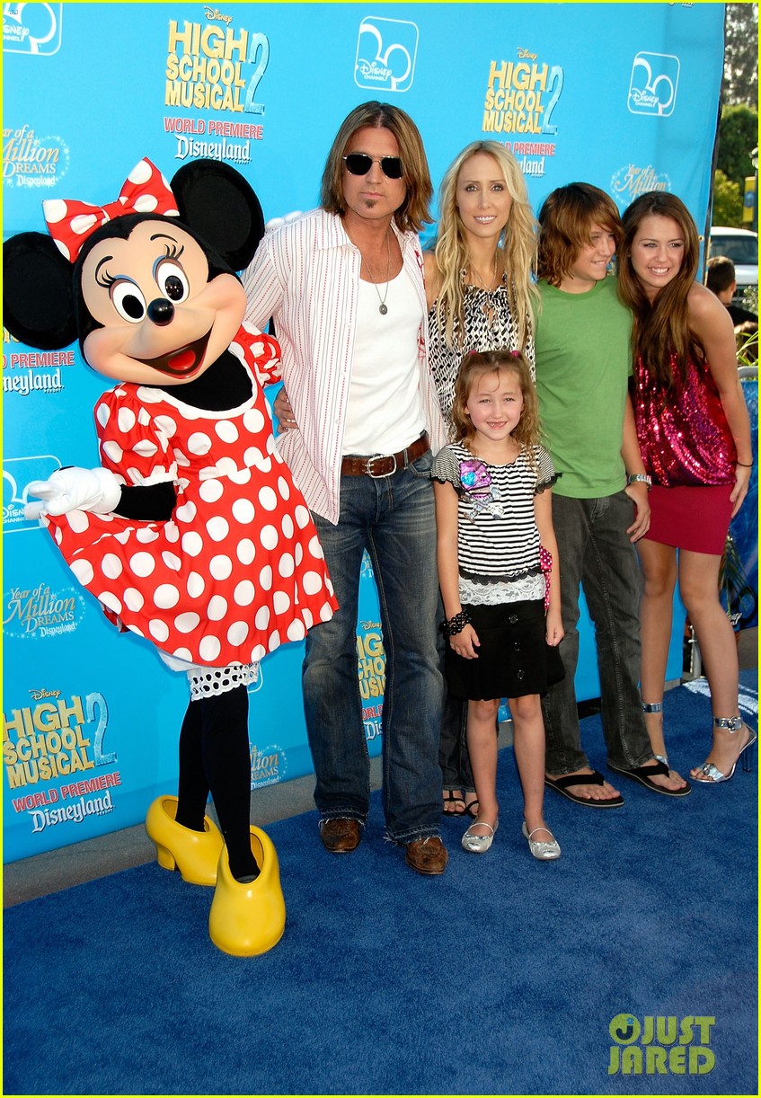 Miley Cyrus & Fans Remember Her Cameo In 'High School Musical 2'