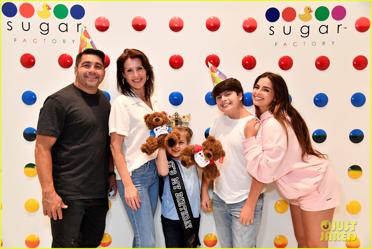 Addison Rae Celebrates Brother Lucas' Birthday at Sugar Factory!