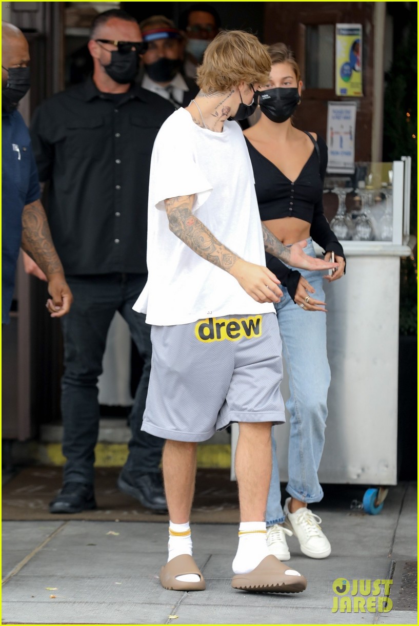 Justin Bieber Gets Lunch with Hailey After Debuting New Tattoo!