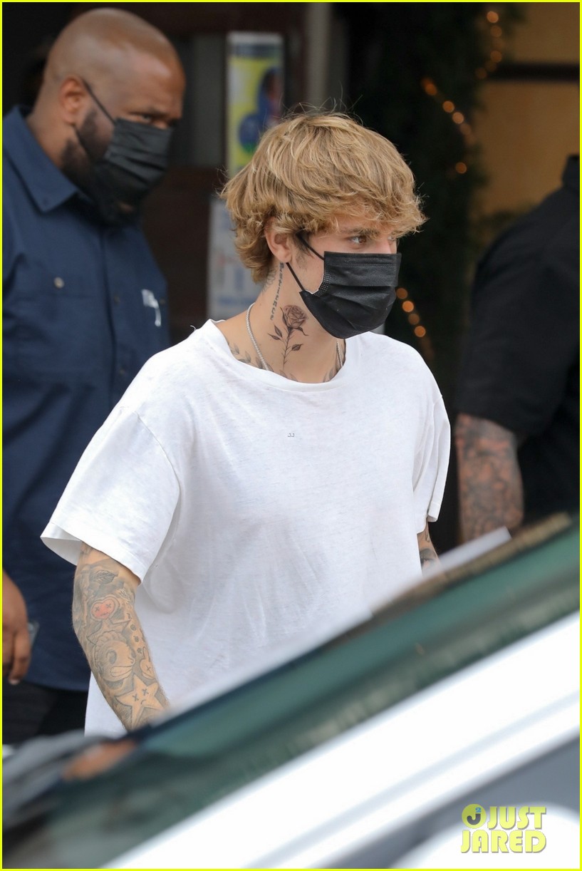Justin Bieber Gets Lunch with Hailey After Debuting New Tattoo!