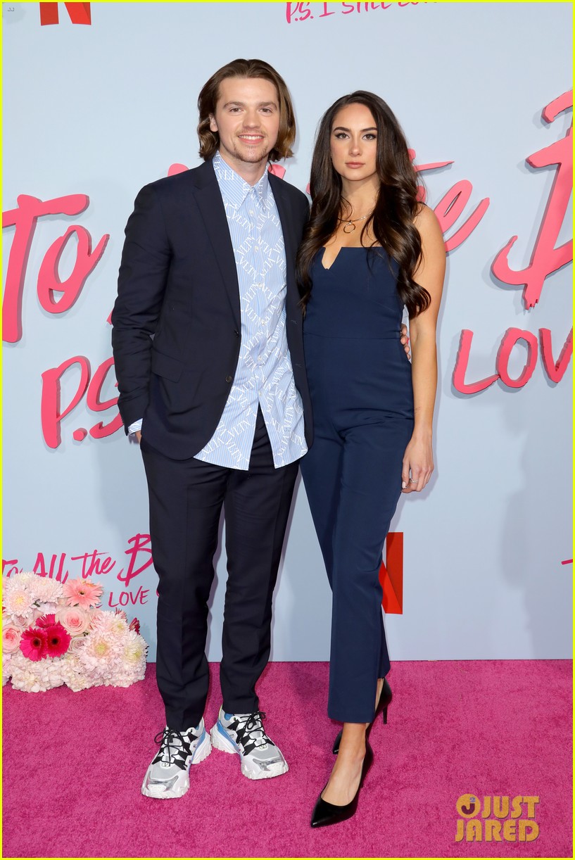 The Kissing Booth's Joel Courtney Marries Girlfriend Mia Scholink!