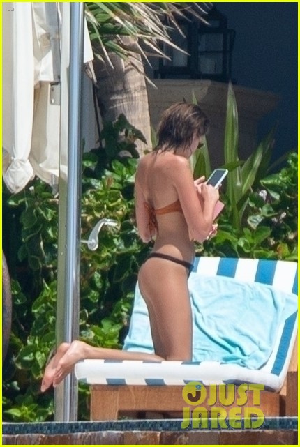 Jacob Elordi & Girlfriend Kaia Gerber Soak Up the Sun Together on Vacation