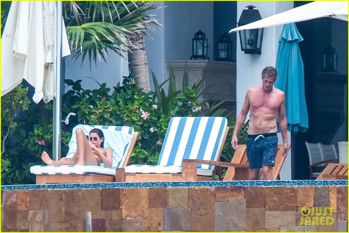 Jacob Elordi & Girlfriend Kaia Gerber Soak Up the Sun Together on Vacation