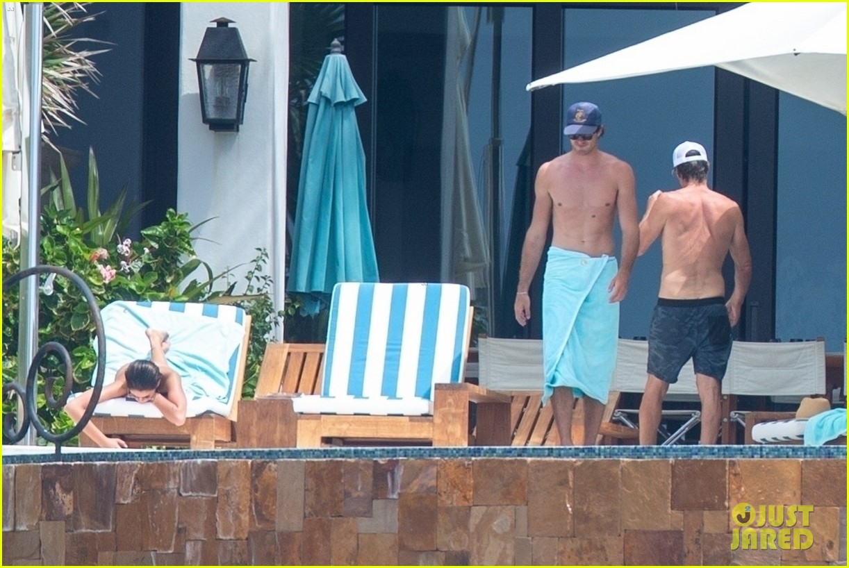 Jacob Elordi & Girlfriend Kaia Gerber Soak Up the Sun Together on Vacation