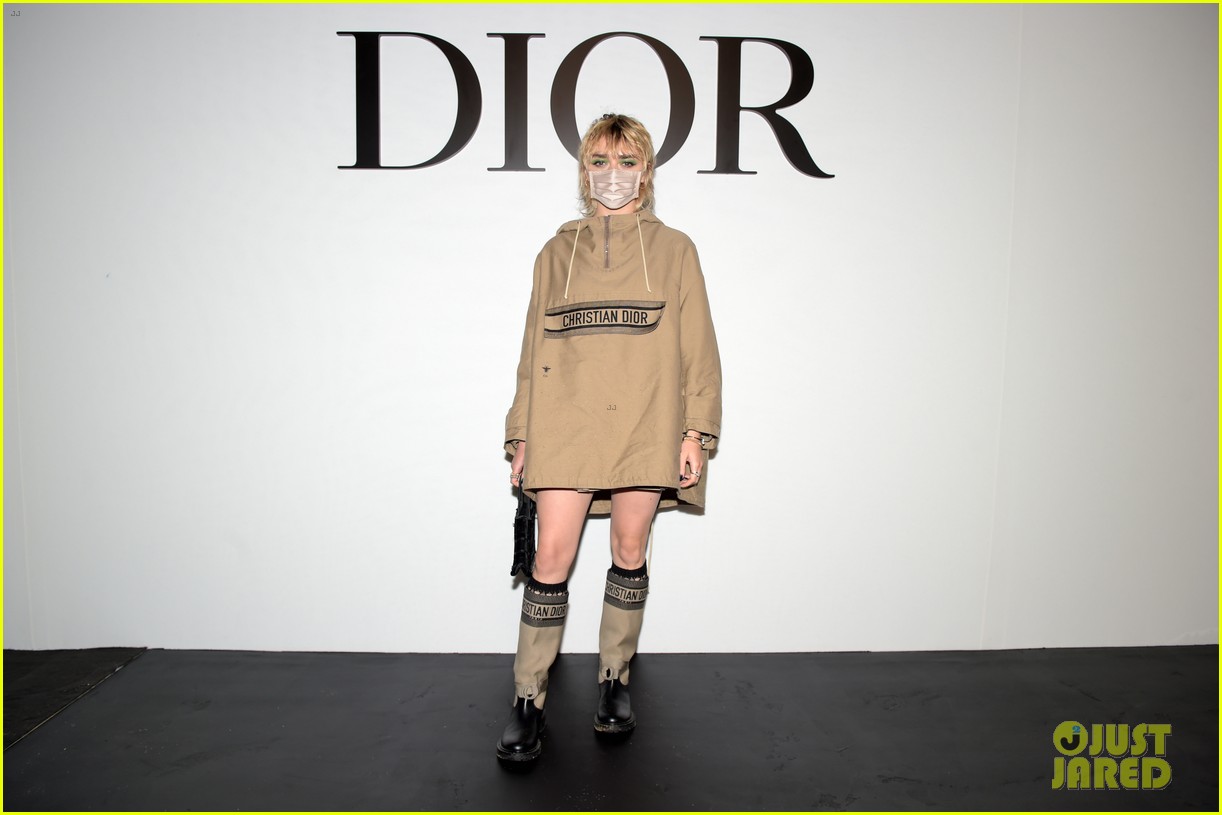Maisie Williams & Reuben Selby Step Out For Dior Show at Paris Fashion Week