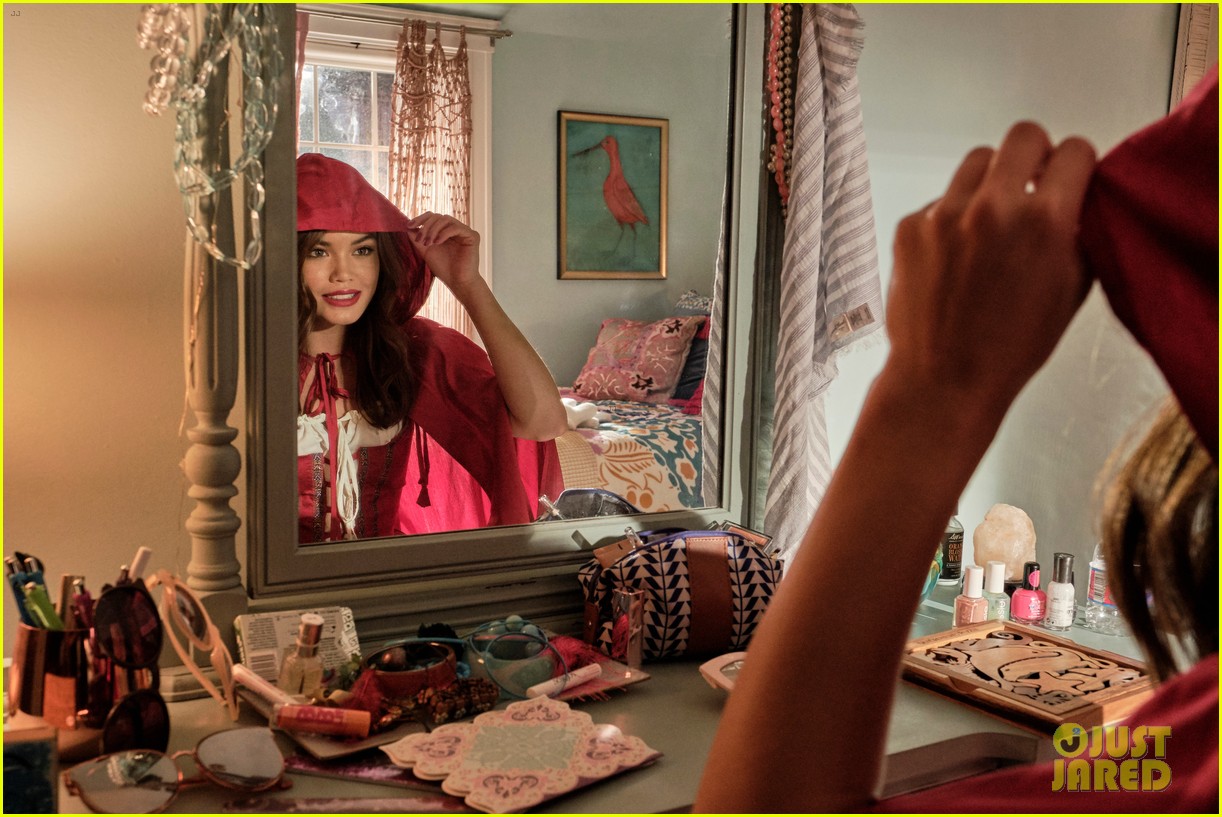 Noah Schnapp, Paris Berelc & Karan Brar Among Star-Studded Cast In 'Hubie Halloween' Trailer