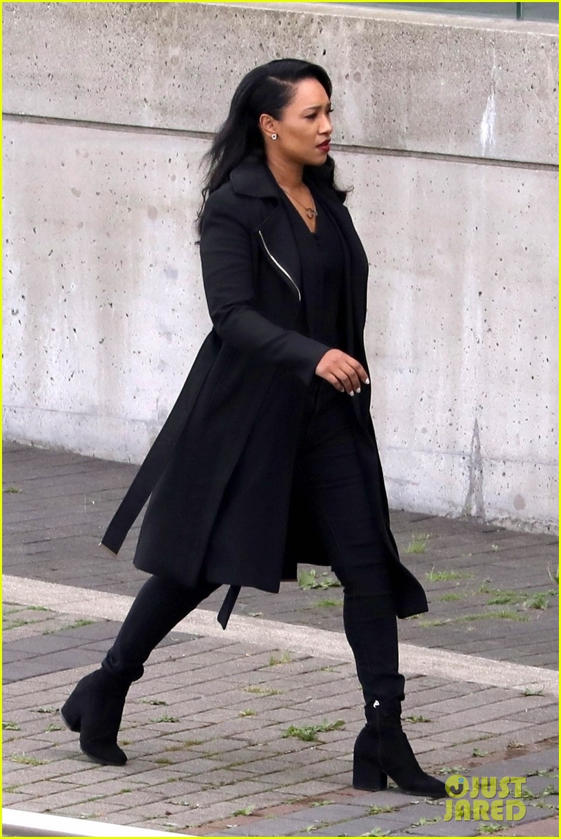 Candice Patton Back On 'The Flash' Set, Seen Filming With Victoria Park