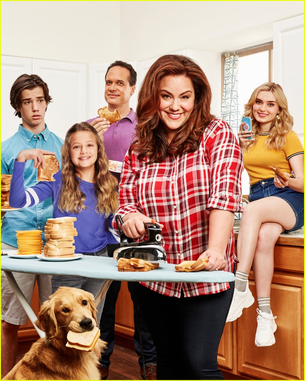 ABC Reveals First Look at Giselle Eisenberg In 'American Housewife' With New Poster!