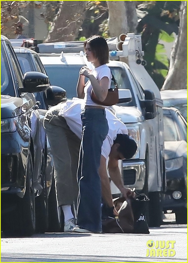 Kaia Gerber & Boyfriend Jacob Elordi Lounge on the Grass Together in Hollywood