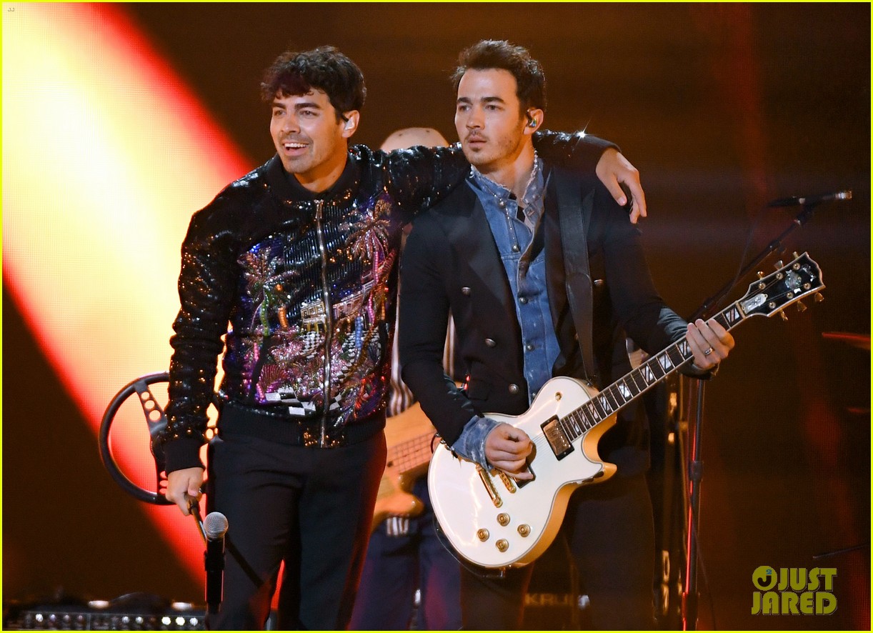 Jonas Brothers React To Winning 3 Billboard Music Awards 2020