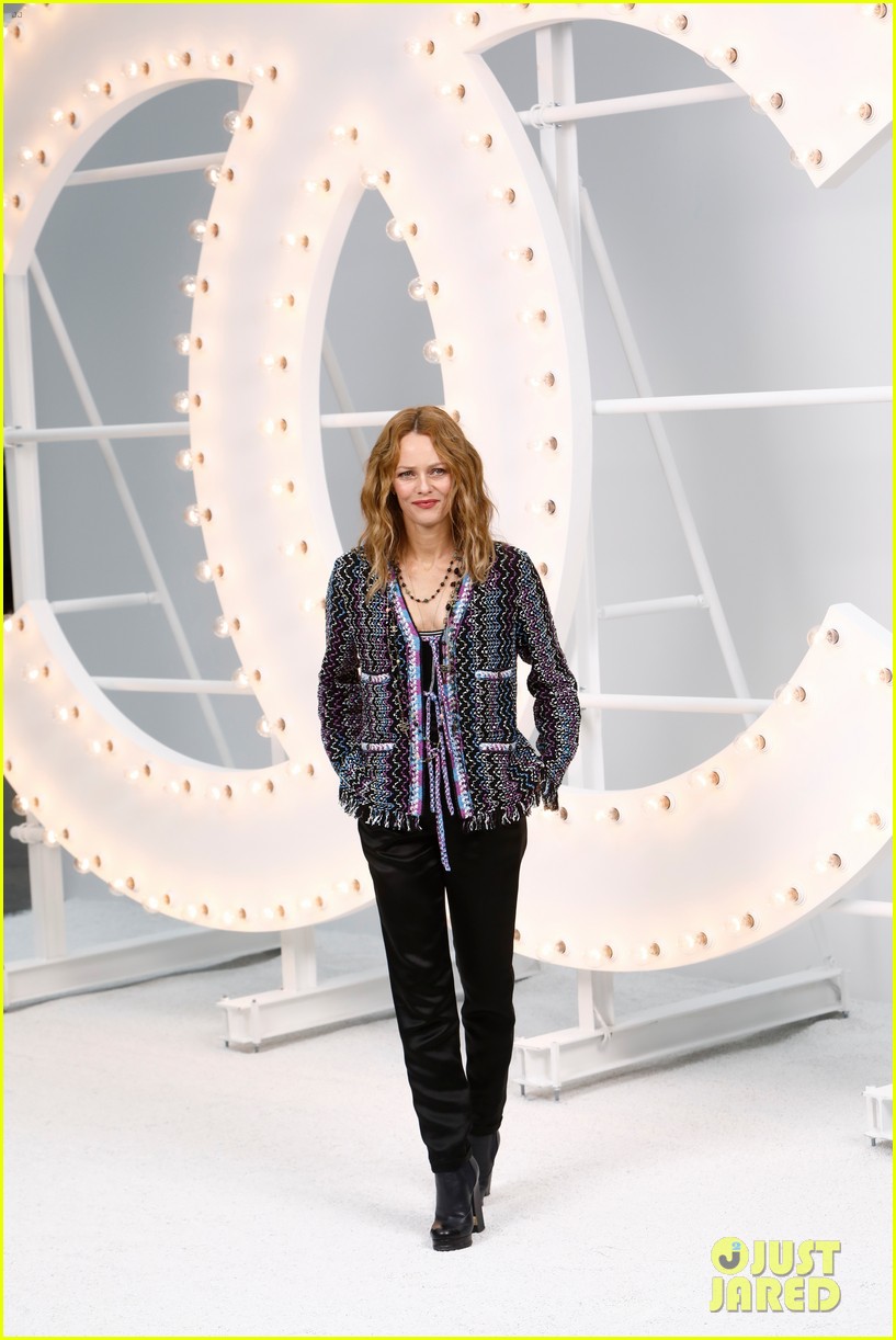 Lily-Rose Depp & Mom Vanessa Paradis Attend Chanel's Paris Fashion Week Show