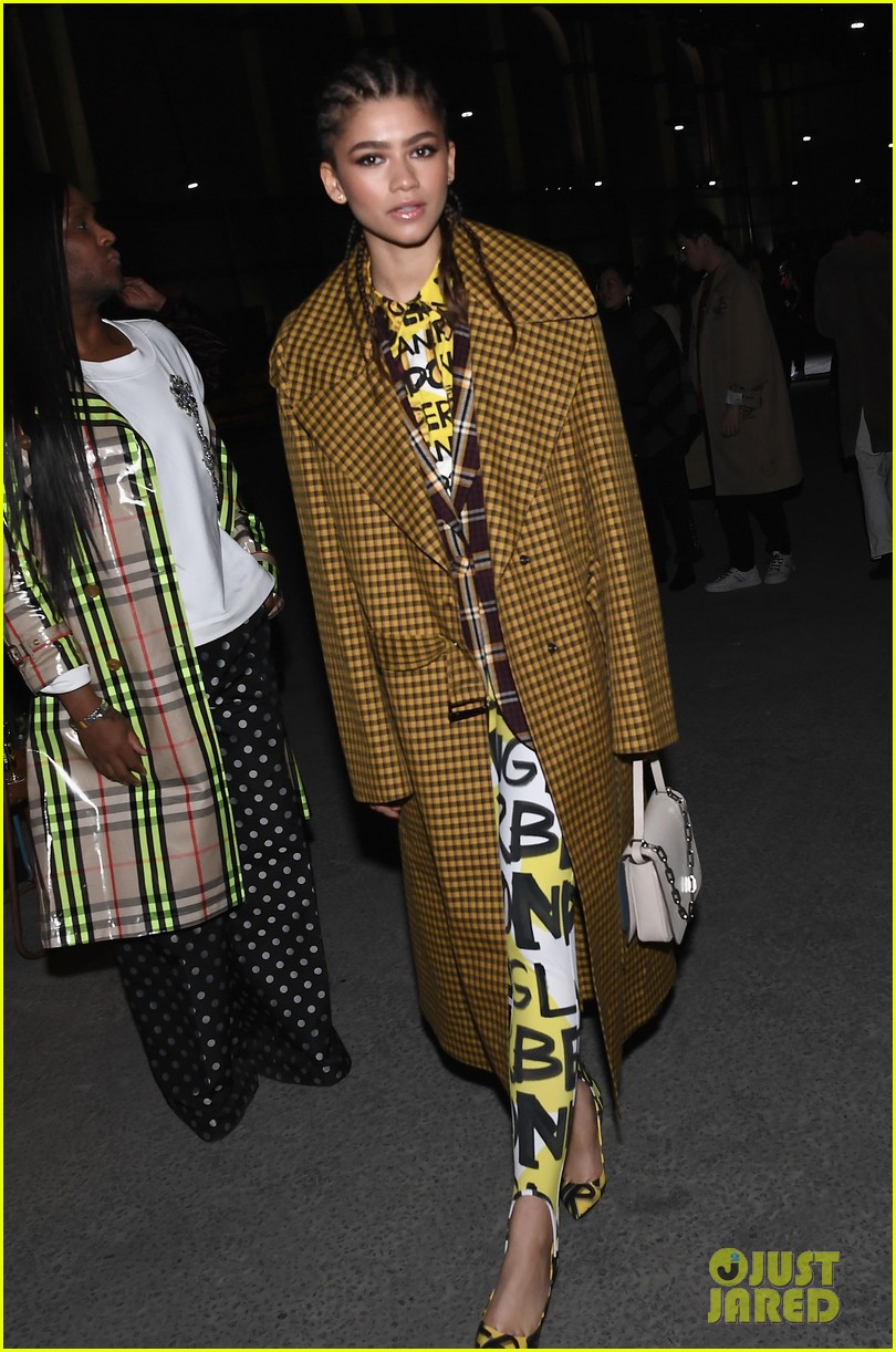 Zendaya Honored With Visionary Award At Green Carpet Fashion Awards 2020