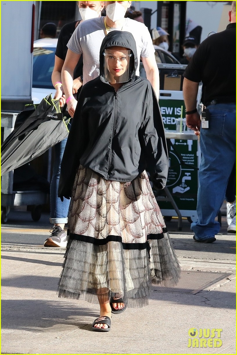 Harry Styles Wears a 'VOTE' Shirt on 'Don't Worry Darling' Set (Photos)