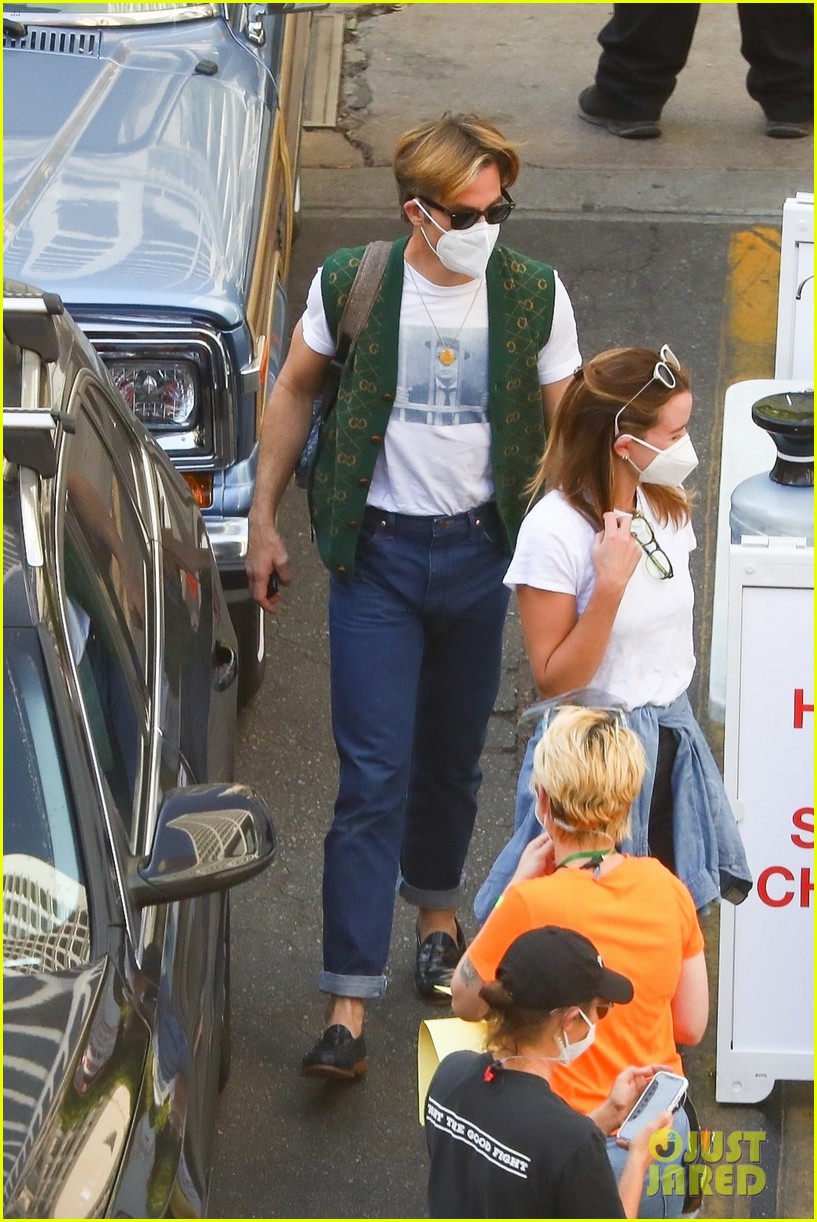 Harry Styles Wears a 'VOTE' Shirt on 'Don't Worry Darling' Set (Photos)