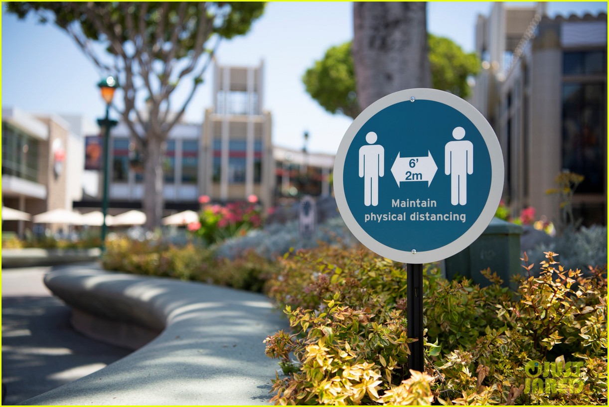 Anaheim's Downtown Disney District To Extend Opening to California Adventure's Buena Vista Street