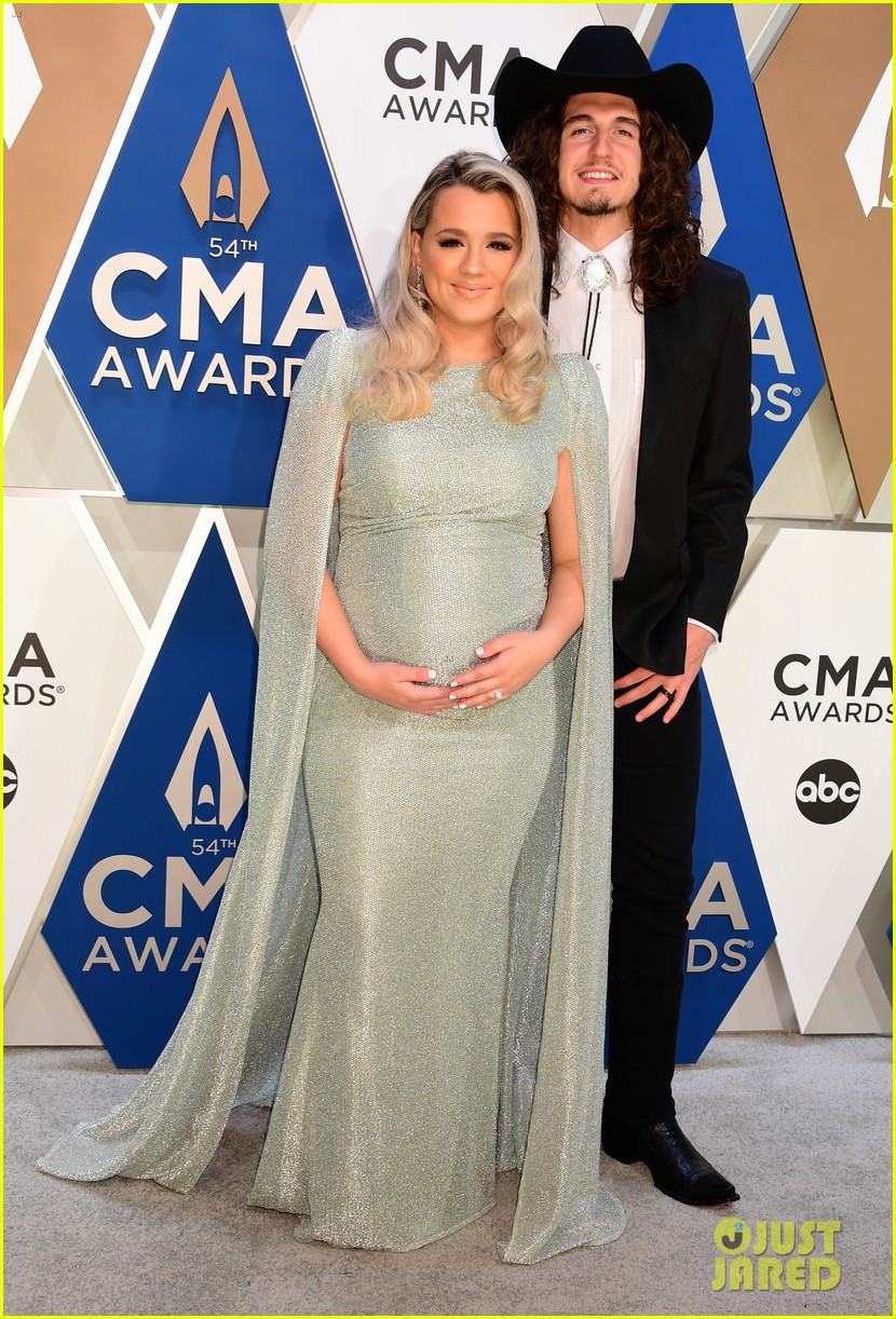 Gabby Barrett Cradles Baby Bump at CMAs 2020 With Hubby Cade Foehner