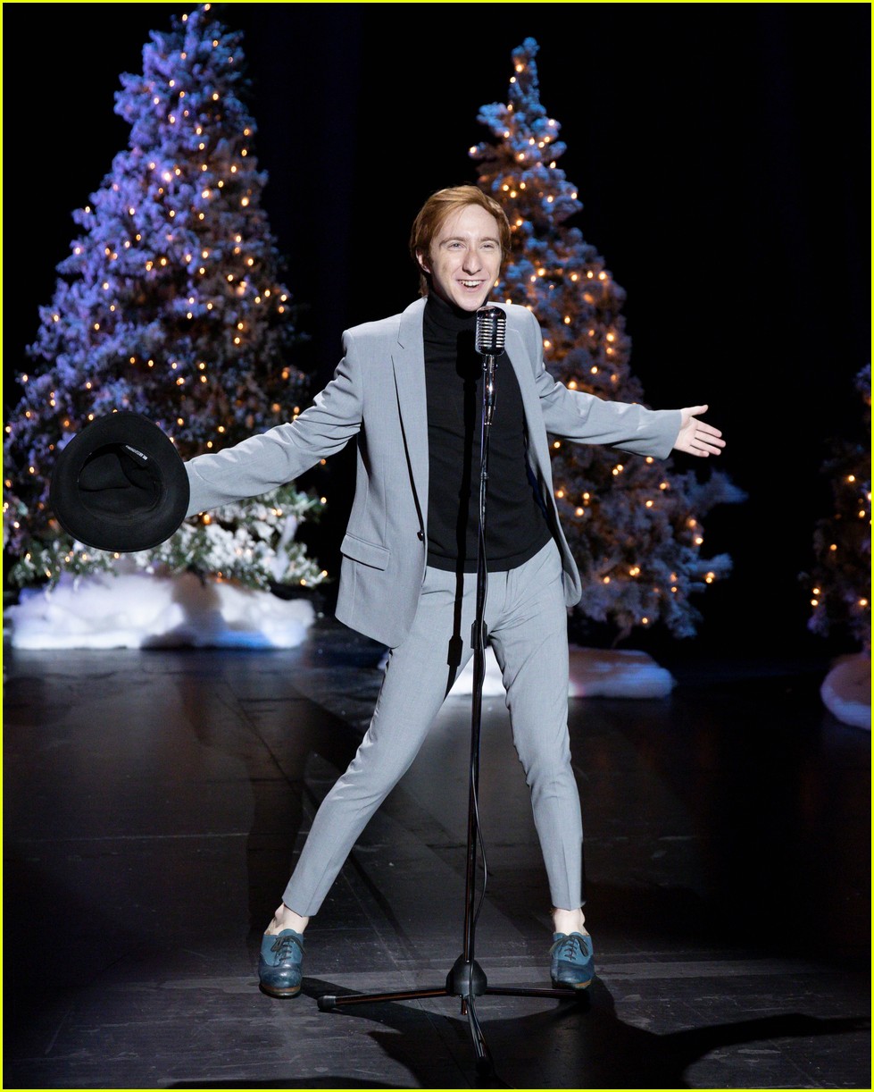 'High School Musical: The Musical: The Holiday Special' Debuts Trailer With Season 2 Sneak Peek!