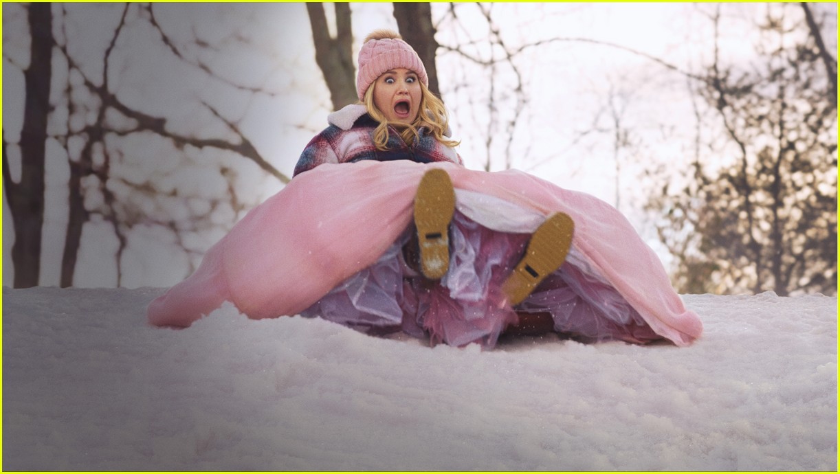 Willa Skye Stars In First Look Photos From 'Godmothered' With Isla Fisher