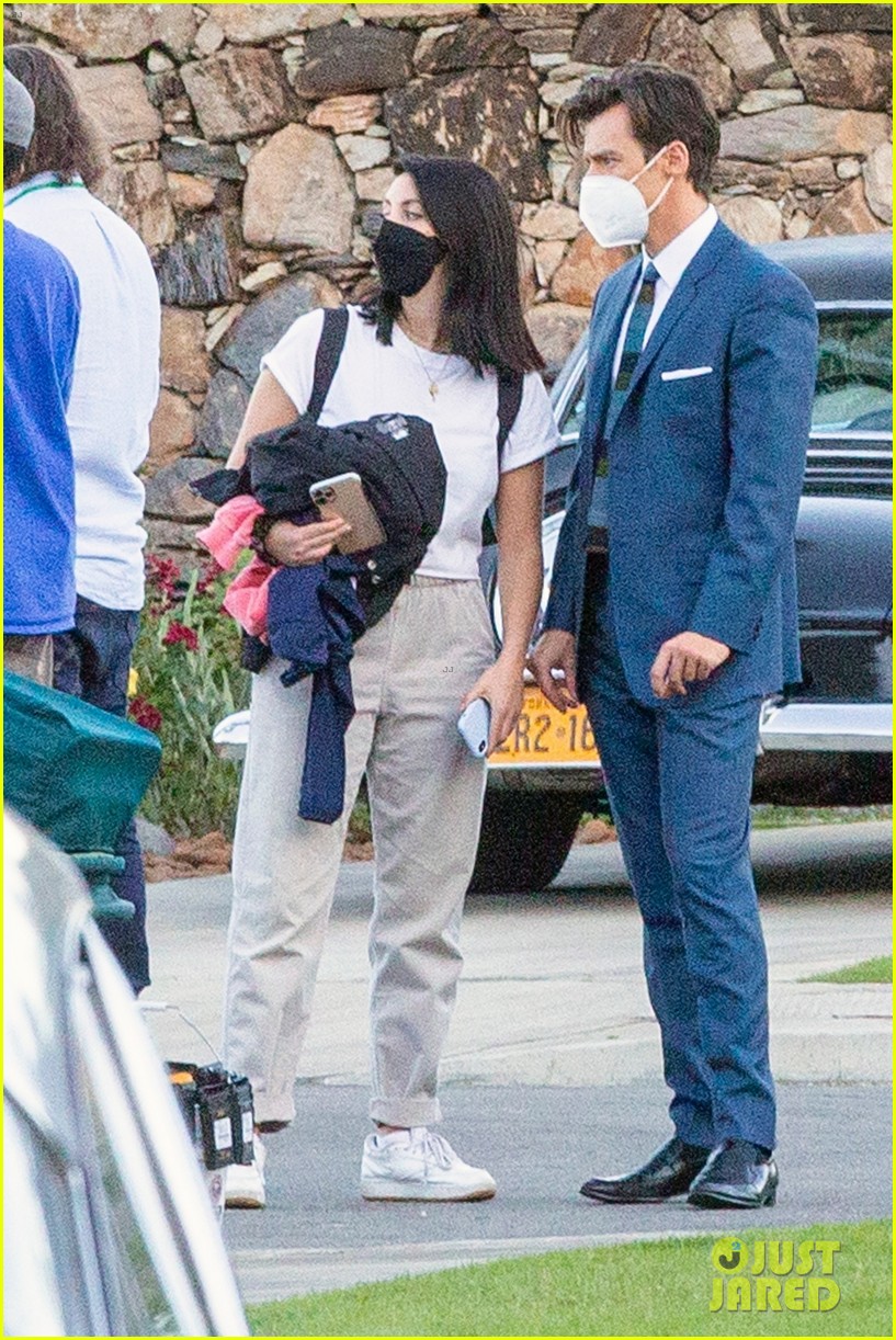 Harry Styles Looks Dapper In 2 Suits On 'Don't Worry Darling' Set in Palm Springs!
